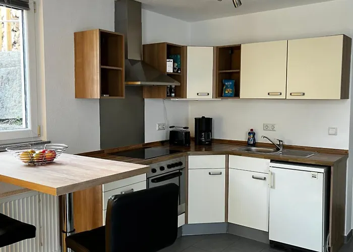 Schoenes Apartment Mit Terrasse - Nur Privatvermietung